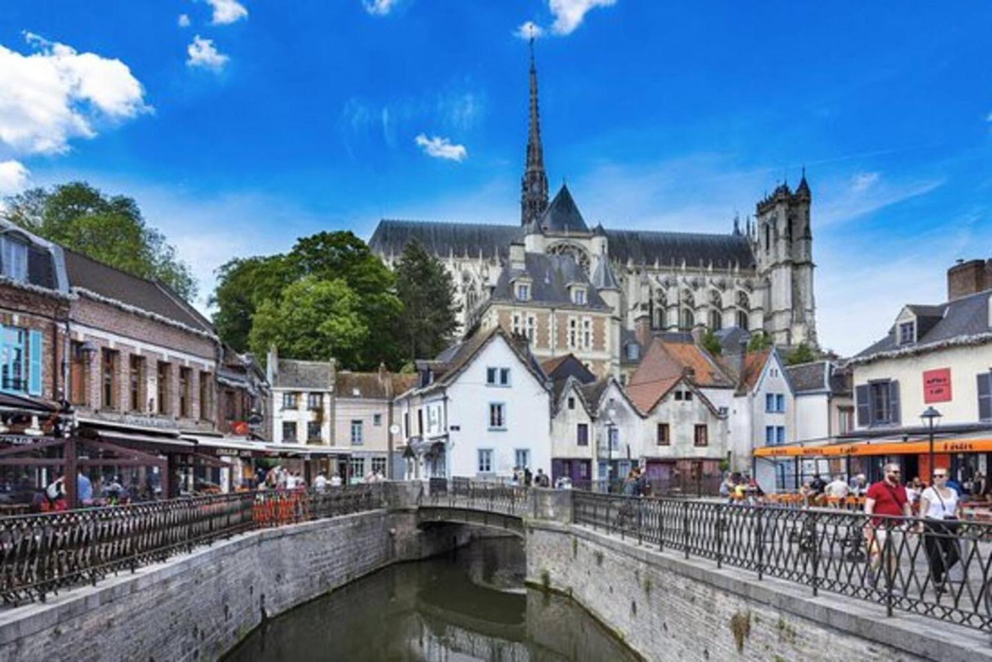 D'une Avec Vue Sur La Et Wifi A * Amiens